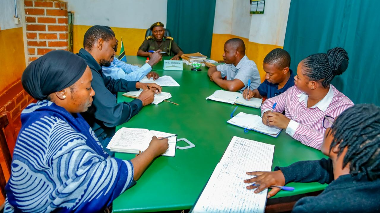 GEREZA LA KIBONDO LABUNI MKAA MBADALA KU...